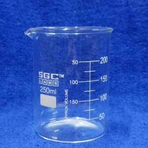 BEAKER,LOW FORM,WITH SPOUT -600ML